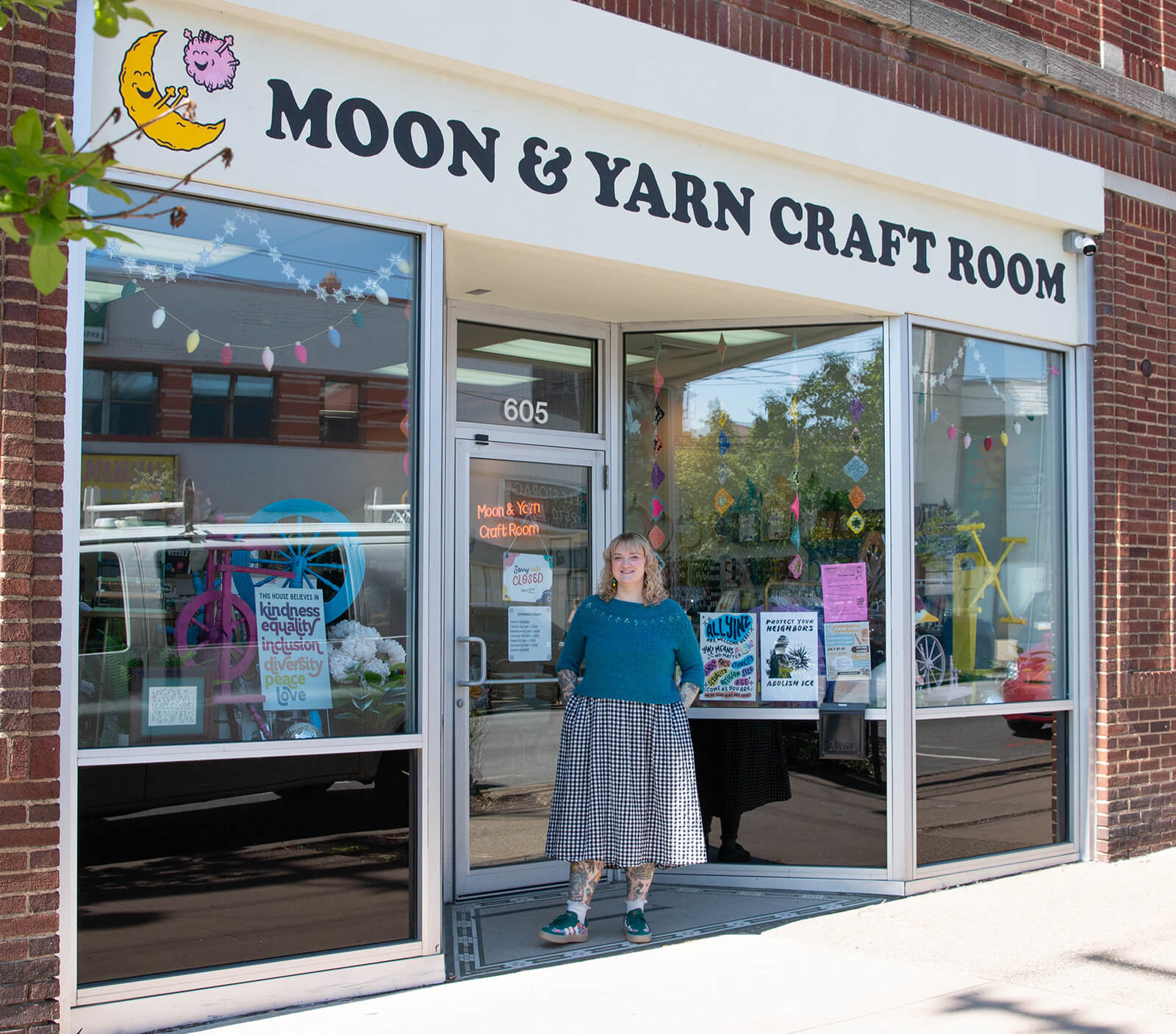 Moon & Yarn Store front